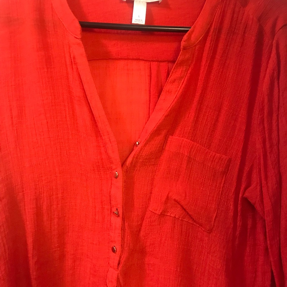 🔥Orange/Red button down blouse🔥 - Picture 2 of 4